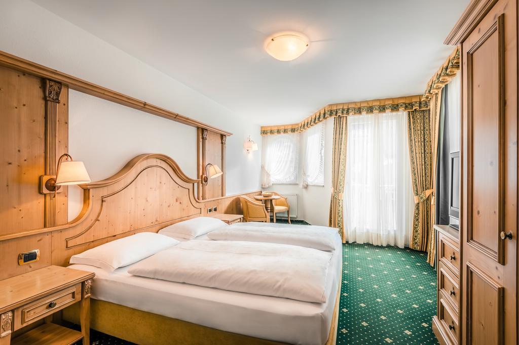 Hotel Maria Ortisei Eksteriør billede